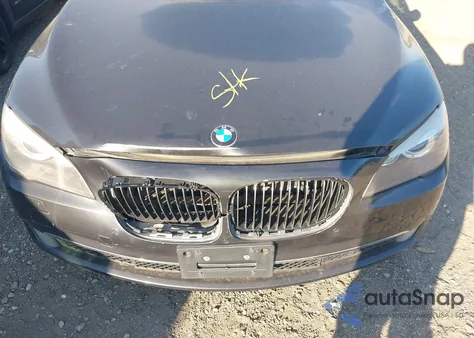 2009 BMW 750Li from USA, damaged, VIN WBAKB83559CY59943